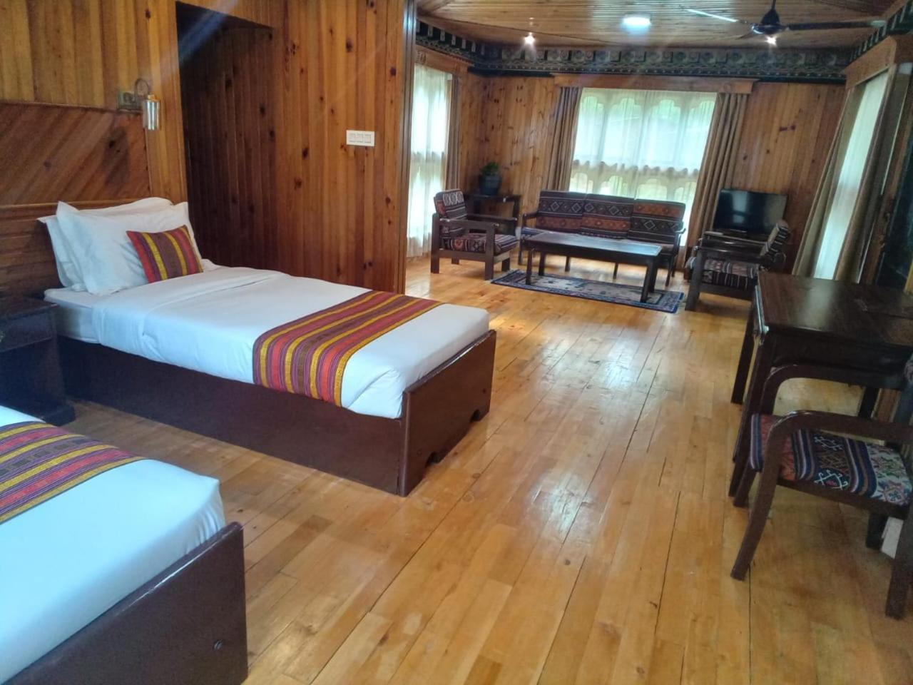 Hotel Olathang Paro Exteriör bild